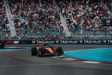  Oscar Piastri (AUS) - McLaren Formula 1 Takımı - McLaren MCL39