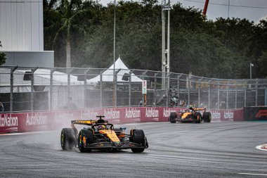  Oscar Piastri (AUS) - McLaren Formula 1 Takımı - McLaren MCL39