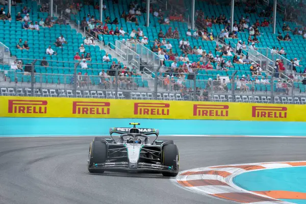  Andrea Kimi Antonelli (ITA) - Mercedes-AMG PETRONAS F1 Ekibi - Mercedes W16 - Mercedes E Performansı