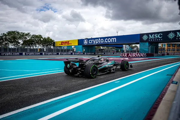  Andrea Kimi Antonelli (ITA) - Mercedes-AMG PETRONAS F1 Ekibi - Mercedes W16 - Mercedes E Performansı