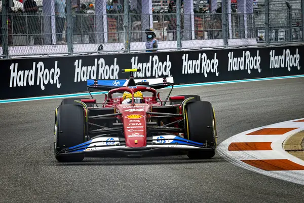  Lewis Hamilton (GBR) - Scuderia Ferrari - Ferrari SF-25