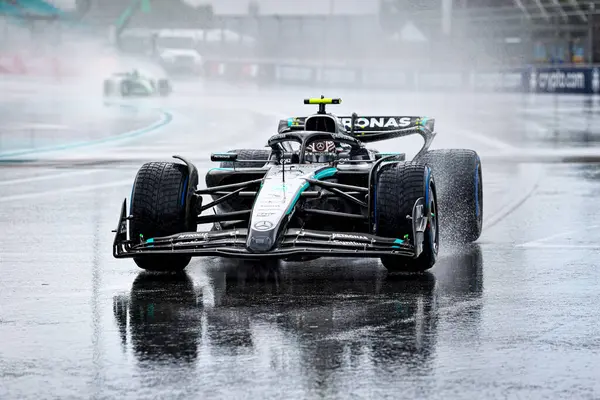 Pazar günü Miami otlağı atmosferi