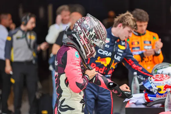 Pazar günü Miami otlağı atmosferi