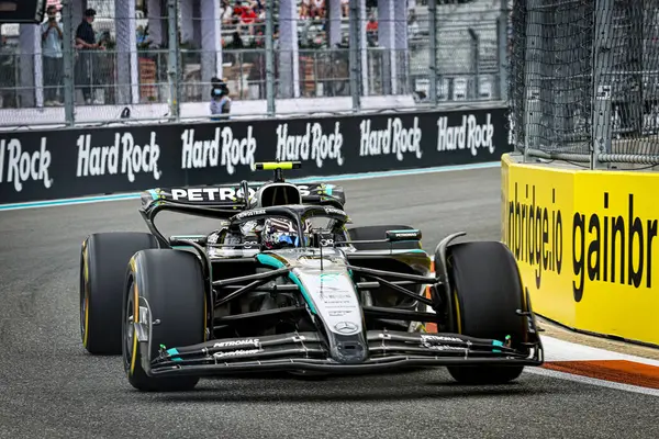  Andrea Kimi Antonelli (ITA) - Mercedes-AMG PETRONAS F1 Ekibi - Mercedes W16 - Mercedes E Performansı