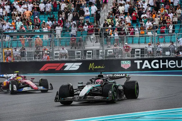  George Russell (GBR) - Mercedes-AMG PETRONAS F1 Ekibi - Mercedes W16 - Mercedes E Performansı