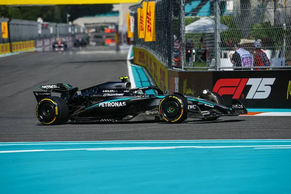  Andrea Kimi Antonelli (ITA) - Mercedes-AMG PETRONAS F1 Ekibi - Mercedes W16 - Mercedes E Performansı