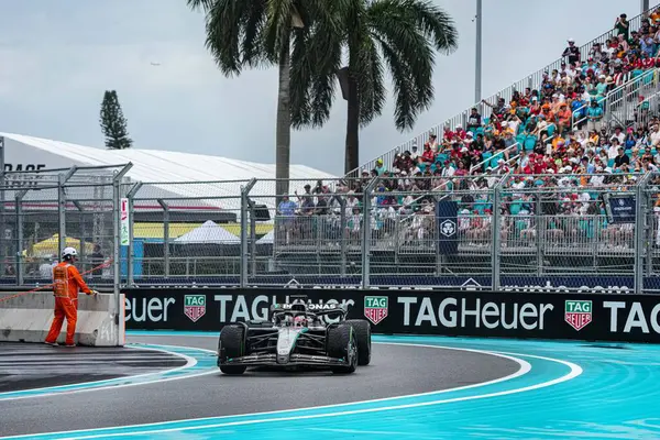  George Russell (GBR) - Mercedes-AMG PETRONAS F1 Ekibi - Mercedes W16 - Mercedes E Performansı