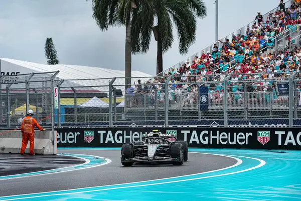  Andrea Kimi Antonelli (ITA) - Mercedes-AMG PETRONAS F1 Ekibi - Mercedes W16 - Mercedes E Performansı