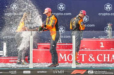 Yarışın kürsüsü