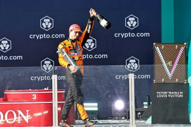 Yarışın kürsüsü