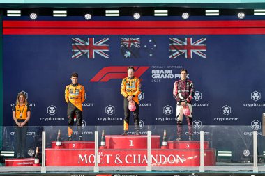 Yarışın kürsüsü