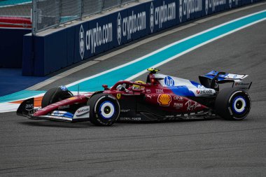  Lewis Hamilton (GBR) - Scuderia Ferrari - Ferrari SF-25