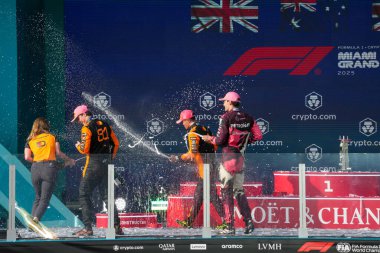 Yarışın kürsüsü