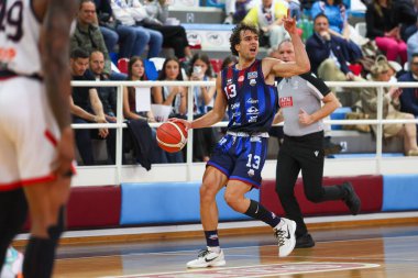 Piksin Lorenzo - Gerçek Sebastiani Riet