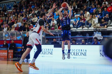 Monaldi Diego - Gerçek Sebastiani Riet