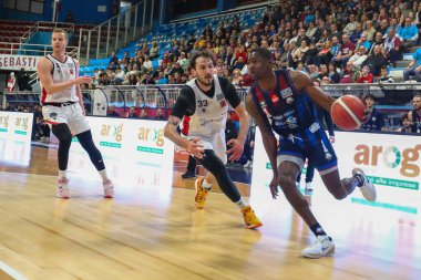 Harris Jordan - Gerçek Sebastiani Riet