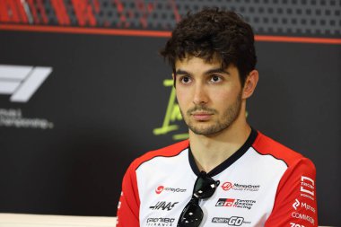  Esteban Ocon (FRA) - Haas F1 Takımı - Haas VF-25 - Ferrari Formula 1 AWS Gran Premio del Made in Italy e dell 'Emilia Romagna 2025 - Autodromo Enzo e Dino Ferrari, Imola (BO) İtalya - 15 Mayıs 2025, 