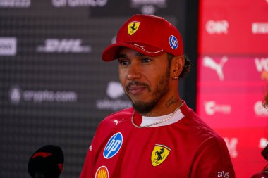  Lewis Hamilton (GBR) - Scuderia Ferrari - Ferrari SF-25 - Ferrari Formula 1 AWS Gran Premio del Made in Italy e dell 'Emilia Romagna 2025 - Autodromo Enzo e Dino Ferrari, Imola (BO) İtalya 15-18 Mayıs 2025 tarihleri arasında, 