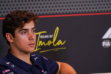  Franco Colapinto (ARG) - İtalya 'da üretilen Formula 1' deki AWS Gran Premio del Made sırasında sürücüler konferansında Alpine F1 - Autodromo Enzo e Dino Ferrari, Imola (BO) İtalya 15-18 Mayıs 2025 tarihleri arasında, 