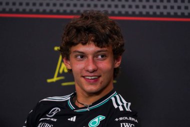  Esteban Ocon (FRA) - Haas F1 Takımı - Haas VF-25 - Ferrari Formula 1 AWS Gran Premio del Made in Italy e dell 'Emilia Romagna 2025 - Autodromo Enzo e Dino Ferrari, Imola (BO) İtalya - 15 Mayıs 2025, 