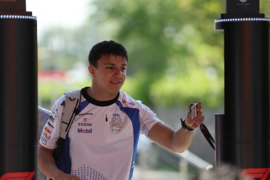 Isaac Hadjar (FRA) Vize Nakit Uygulaması RB F1 Takımı Formula 1 'de Gran Premio del Made in Italy e dell' Emilia Romagna 2025 - Autodromo Enzo e Dino Ferrari, Imola (BO) İtalya 15-18 Mayıs 2025 tarihleri arasında, 