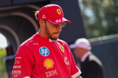  Lewis Hamilton (GBR) - Scuderia Ferrari - Ferrari SF-25 - Ferrari Formula 1 AWS Gran Premio del Made in Italy e dell 'Emilia Romagna 2025 - Autodromo Enzo e Dino Ferrari, Imola (BO) İtalya 15-18 Mayıs 2025 tarihleri arasında, 