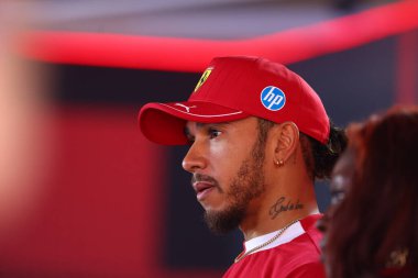  Lewis Hamilton (GBR) - Scuderia Ferrari - Ferrari SF-25 - Ferrari Formula 1 AWS Gran Premio del Made in Italy e dell 'Emilia Romagna 2025 - Autodromo Enzo e Dino Ferrari, Imola (BO) İtalya 15-18 Mayıs 2025 tarihleri arasında, 