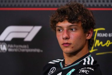  Andrea Kimi Antonelli (ITA) - Mercedes-AMG PETRONAS F1 Takımı - Mercedes W16 - Mercedes E Formula 1 AWS Gran Premio del Made in Italy e dell 'Emilia Romagna 2025 - Autodromo Enzo e Dino Ferrari, Imola (BO))