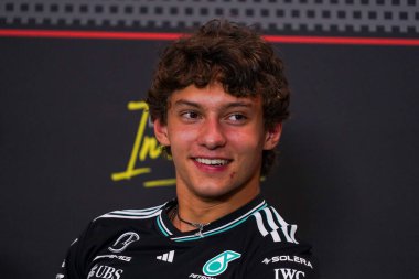  Esteban Ocon (FRA) - Haas F1 Takımı - Haas VF-25 - Ferrari Formula 1 AWS Gran Premio del Made in Italy e dell 'Emilia Romagna 2025 - Autodromo Enzo e Dino Ferrari, Imola (BO) İtalya - 15 Mayıs 2025, 