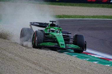  Nico Hulkenberg (GER) - Stake F1 Team Sauber - Sauber C45 - Ferrari Formula 1 AWS Gran Premio del Made in Italy e dell 'Emilia Romagna 2025 - Autodromo Enzo e Dino Ferrari, Imola (BO) 15-18 Mayıs 2025 tarihleri arasında İtalya, 