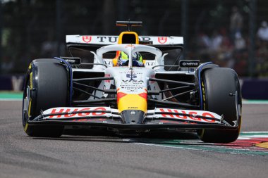 Isaac Hadjar (FRA) Vize Nakit Uygulaması RB F1 Takımı Formula 1 'de Gran Premio del Made in Italy e dell' Emilia Romagna 2025 - Autodromo Enzo e Dino Ferrari, Imola (BO) İtalya 15-18 Mayıs 2025 tarihleri arasında, 