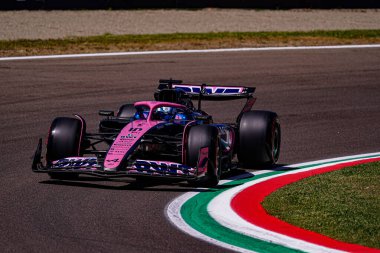  Pierre Gasly (FRA) - Alpine F1 Takımı - Alpine A525 - Formula 1 sırasında Renault Gran Premio del Made in Italy e dell 'Emilia Romagna 2025 - Autodromo Enzo e Dino Ferrari, Imola (BO) İtalya 15 Mayıs 2025 - 18 Mayıs 2025 tarihleri arasında, 