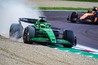  Nico Hulkenberg (GER) - Stake F1 Team Sauber - Sauber C45 - Ferrari Formula 1 AWS Gran Premio del Made in Italy e dell 'Emilia Romagna 2025 - Autodromo Enzo e Dino Ferrari, Imola (BO) 15-18 Mayıs 2025 tarihleri arasında İtalya, 