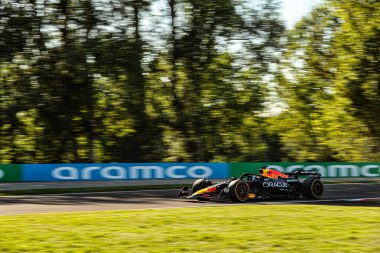  Max Verstappen (NED) - Kahin Red Bull Racing - Red Bull RB21 - Honda RBP