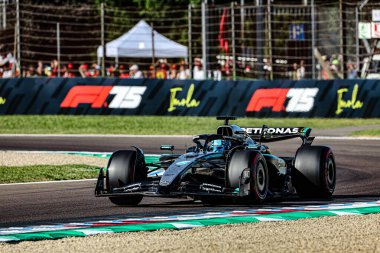  George Russell (GBR) - Mercedes-AMG PETRONAS F1 Takımı - Mercedes W16 - AWS Gran Premio del Made in Italy e dell 'Emilia Romagna 2025 - Autodromo Enzo e Dino Ferrari, Imola (BO) Italy 15-18 Mayıs 2025 tarihleri arasında, 