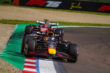  Max Verstappen (NED) - Oracle Red Bull Racing - Red Bull RB21 - AWS Gran Premio del Made in Italy e dell 'Emilia Romagna 2025 - Autodromo Enzo e Dino Ferrari, Imola (BO) Italy 15-18 Mayıs 2025 tarihleri arasında, 