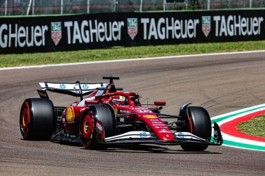  Charles Leclerc (MON) - Scuderia Ferrari - Ferrari SF-25 - Ferrari Formula 1 AWS Gran Premio del Made in Italy e dell 'Emilia Romagna 2025 - Autodromo Enzo e Dino Ferrari, Imola (BO) İtalya 15-18 Mayıs 2025 tarihleri arasında, 