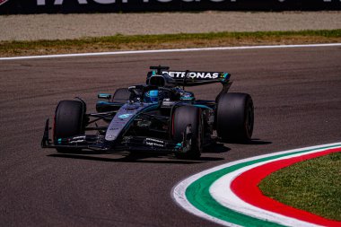  George Russell (GBR) - Mercedes-AMG PETRONAS F1 Ekibi - Mercedes W16 - Mercedes E Performansı