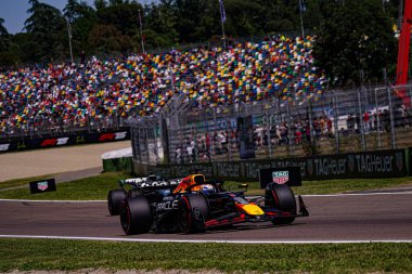  Max Verstappen (NED) - Oracle Red Bull Racing - Red Bull RB21 - AWS Gran Premio del Made in Italy e dell 'Emilia Romagna 2025 - Autodromo Enzo e Dino Ferrari, Imola (BO) Italy 15-18 Mayıs 2025 tarihleri arasında, 