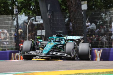  Lance Stroll (CAN) - Aston Martin Aramco F1 Takımı - Aston Martin AMR25 - Mercedesduring Formula 1 AWS Gran Premio del Made in Italy e dell 'Emilia Romagna 2025 - Autodromo Enzo e Dino Ferrari, Imola (BO) İtalya - 15-18 Mayıs 2025, 