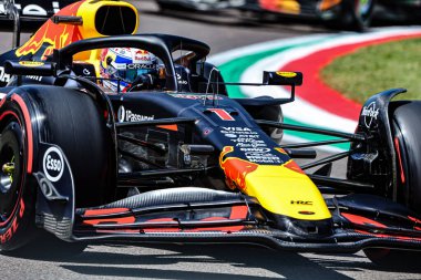  Max Verstappen (NED) - Oracle Red Bull Racing - Red Bull RB21 - AWS Gran Premio del Made in Italy e dell 'Emilia Romagna 2025 - Autodromo Enzo e Dino Ferrari, Imola (BO) Italy 15-18 Mayıs 2025 tarihleri arasında, 