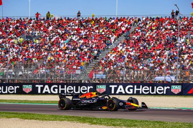  Max Verstappen (NED) - Oracle Red Bull Racing - Red Bull RB21 - AWS Gran Premio del Made in Italy e dell 'Emilia Romagna 2025 - Autodromo Enzo e Dino Ferrari, Imola (BO) Italy 15-18 Mayıs 2025 tarihleri arasında, 
