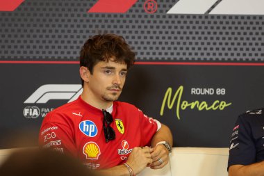  Charles Leclerc (MON) - Scuderia Ferrari - Ferrari SF-25 - F1 Basın Sürücüsü Basın toplantısı sırasında Ferrari - Formula 1 Heurer Grand Prix de Monaco 2025 Monte Carlo (MC), 23-25 Mayıs 2025
