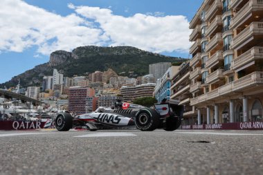  Esteban Ocon (FRA) - Haas F1 Takımı - Haas VF-25 - Ferrari Formula 1 Taurer Grand Prix de Monaco 2025 tarihinde Monte Carlo (MC), 23-25 Mayıs 2025
