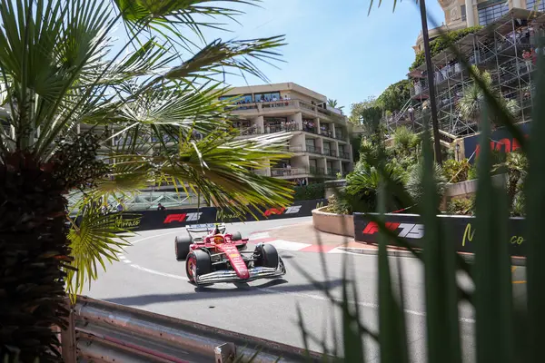  Lewis Hamilton (GBR) - Scuderia Ferrari - Ferrari SF-25 - Ferrari Formula 1 Tag Heurer Grand Prix de Monaco 2025 Monte Carlo (MC), 23-25 Mayıs 2025