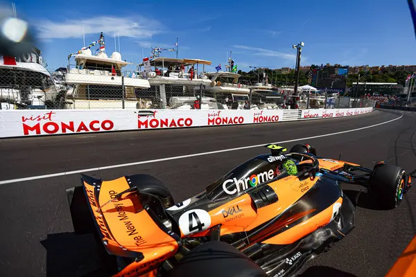  Lando Norris (GBR) - McLaren Formula 1 Takımı - McLaren MCL39 - Mercedes Yarış sırasında, Pazar, Formula 1 Taurer Grand Prix de Monaco 2025 Monte Carlo (MC), 23-25 Mayıs 2025