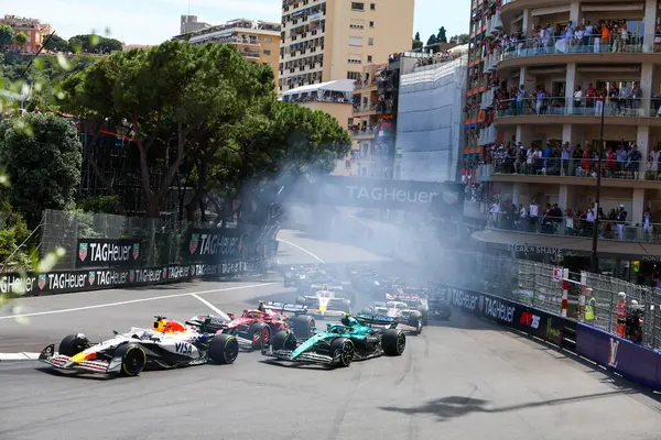 Isaac Hadjar (FRA) Visa Cash App RB F1 Team - Raceday Formula 1 Tag Heurer Grand Prix de Monaco 2025 Monte Carlo (MC), 23-25 Mayıs 2025