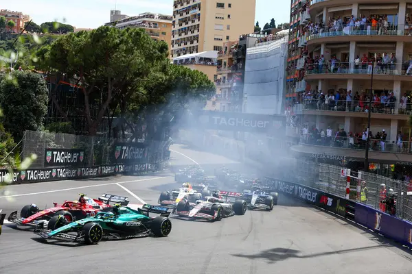  Fernando Alonso (ESP) - Aston Martin Aramco F1 Takımı - Aston Martin AMR25 - Mercedes - Raceday Formula 1 Taurer Grand Prix de Monaco 2025, Monte Carlo (MC), 23-25 Mayıs 2025