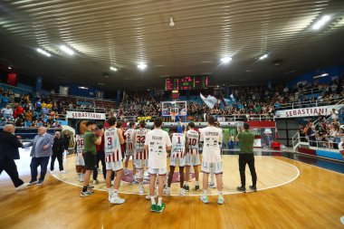 Rieti takımı, Real Sebastiani Rieti Acqua S.Bernardo Cantu 'ya karşı 29 Mayıs 2025, PalaSojourner Rieti, Playoff Quarter Game1 - 2024-2025