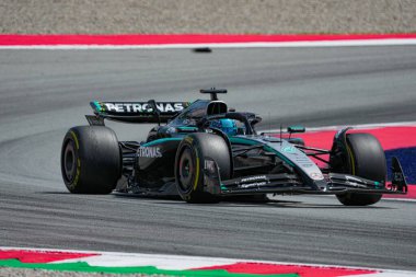  George Russell (GBR) - Mercedes-AMG PETRONAS F1 Ekibi - Mercedes W16 - Mercedes E Performans Formula 1 Aramco Gran Gran de Espana 2025 - Circuit de Catalunya, Barcelona, İspanya, Mayıs 29, 1 Haziran 2025 